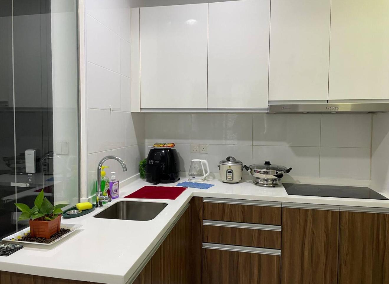 2 Bedroom Apartment @Setia Sky 88 Джохор-Бару Экстерьер фото